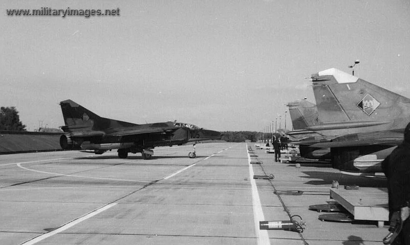 MiG-23UB
