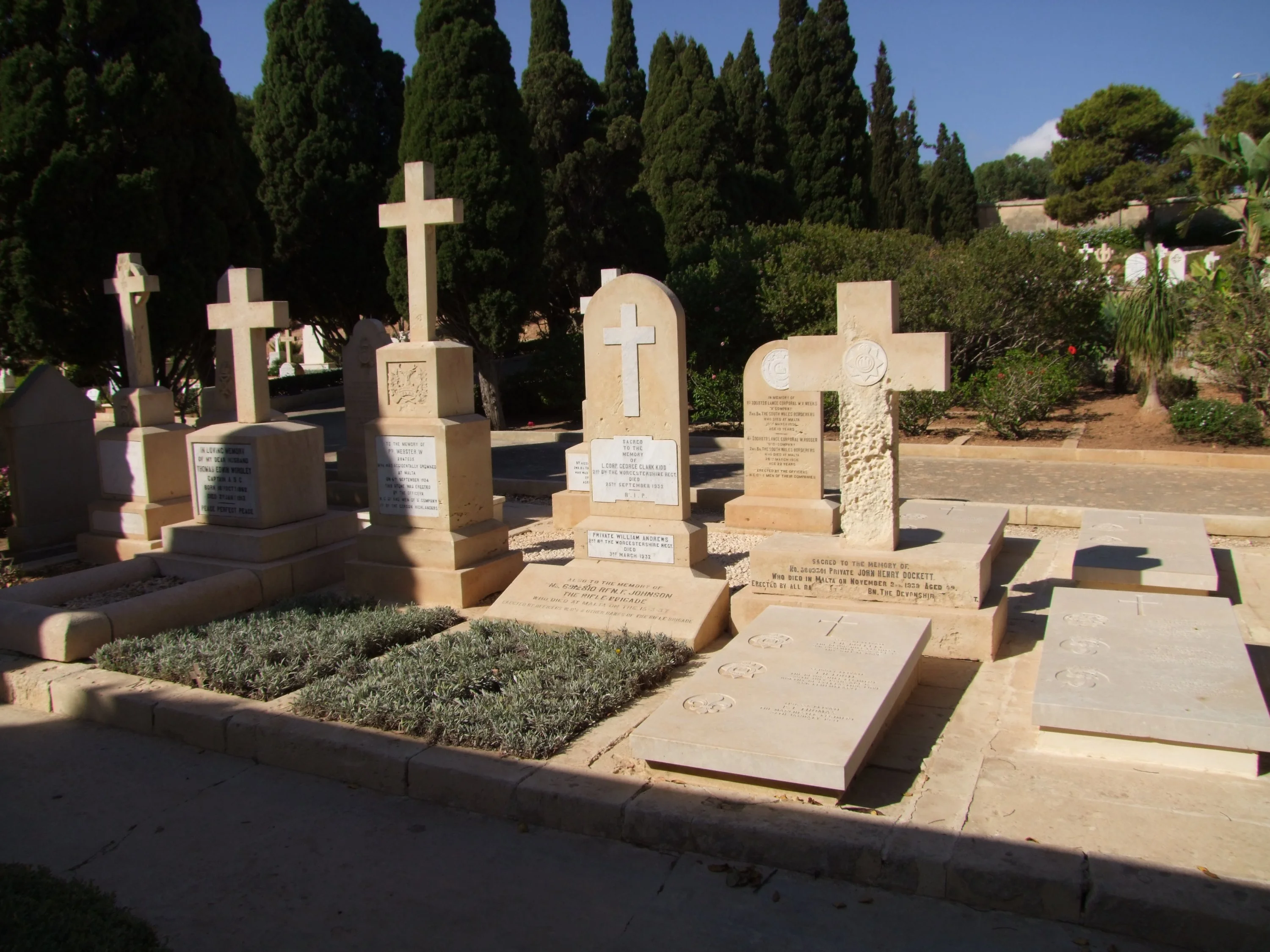 Pembroke Military Cemetery Malta