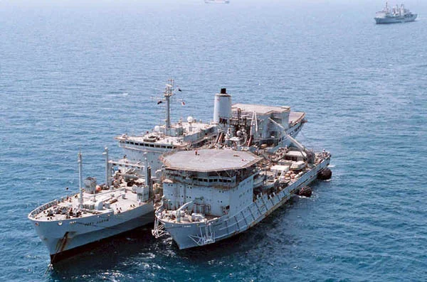 RFA Fort Austin alongside the repair ship RFA Diligence