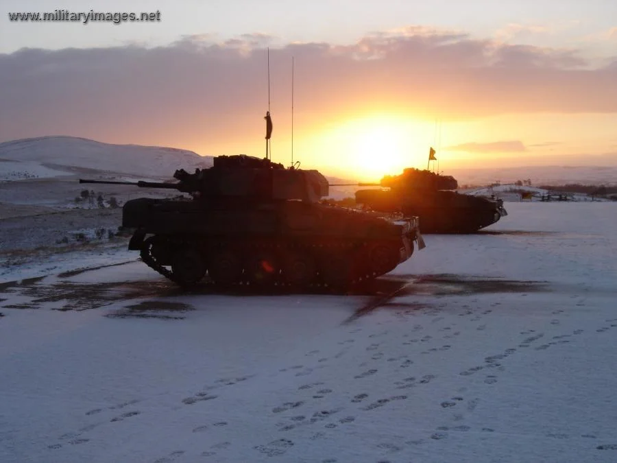 Scimitars, THE QUEEN'S ROYAL LANCERS