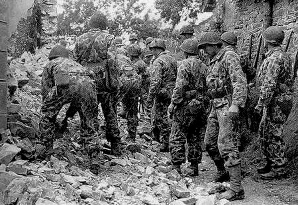 soldiers in action