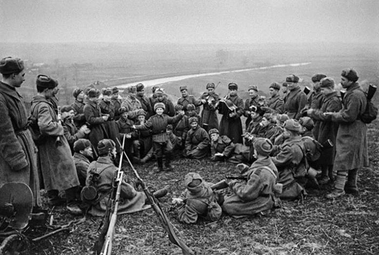 soldiers in action
