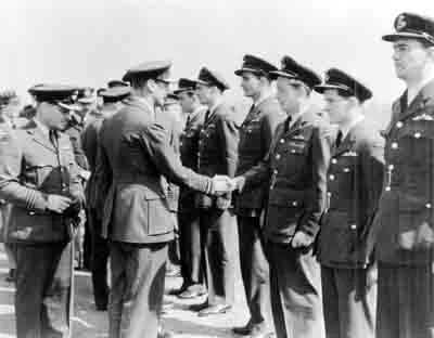 The King & 617 Sqn Crews
