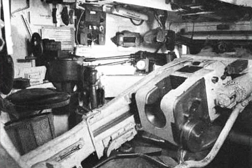 Turret_Interior_from_Loader_Posn