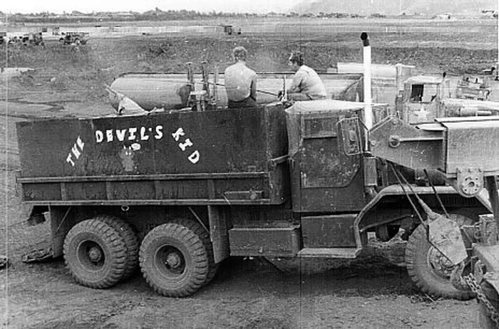 Vietnam Gun Truck ' The Devils Kid'