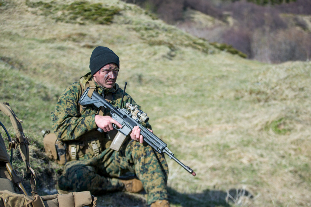 U-S-Marine-with-1st-Reconnaissance-Battalion-1st-Marine-Divisi.jpg
