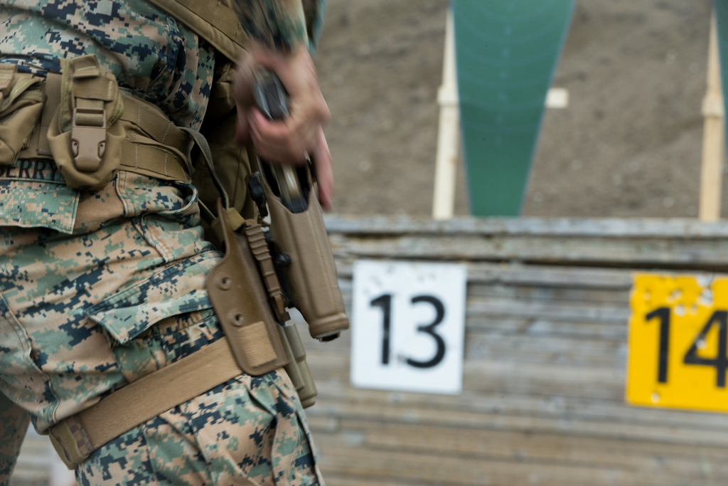 U-S-Marine-with-1st-Reconnaissance-Battalion-1st-Marine-Divisi.jpg
