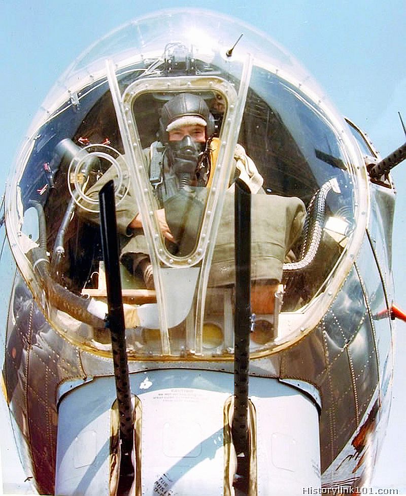 B-17_bomb-aimer_zpsf416ef06.jpg